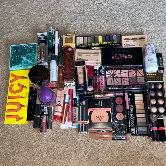 Makeup Nwt Lot Of Drug Store Make Up Everything Pictured Included